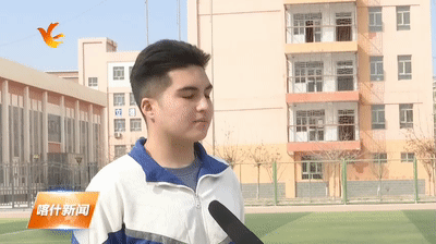 叶城县第四中学高三年级学生阿力木江·阿布都热西提:百日誓师活动,擂