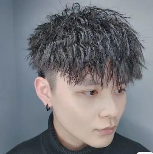 两侧铲短男发来了,头顶烫烫就是不一样,时尚还帅气|烫发|发型|短发