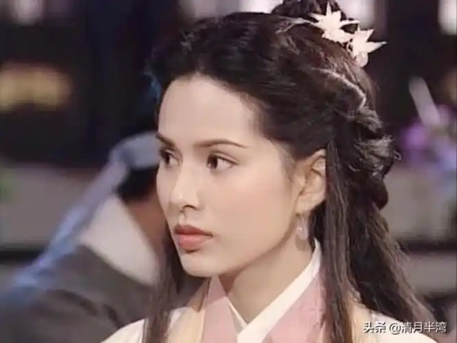 no.01王语嫣(李若彤饰演)