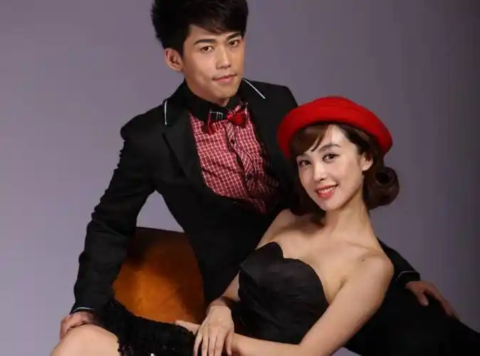 昔日绯闻男友苏醒疑为李菲儿发声,同是前男友,格局风度立见高下