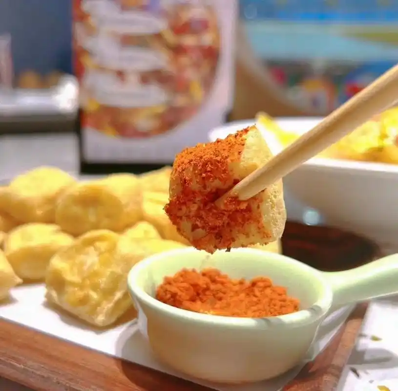 喜素小女孩都吃了什么?炸包浆豆腐:酥酥脆脆一口一个的热量炸弹 - 抖