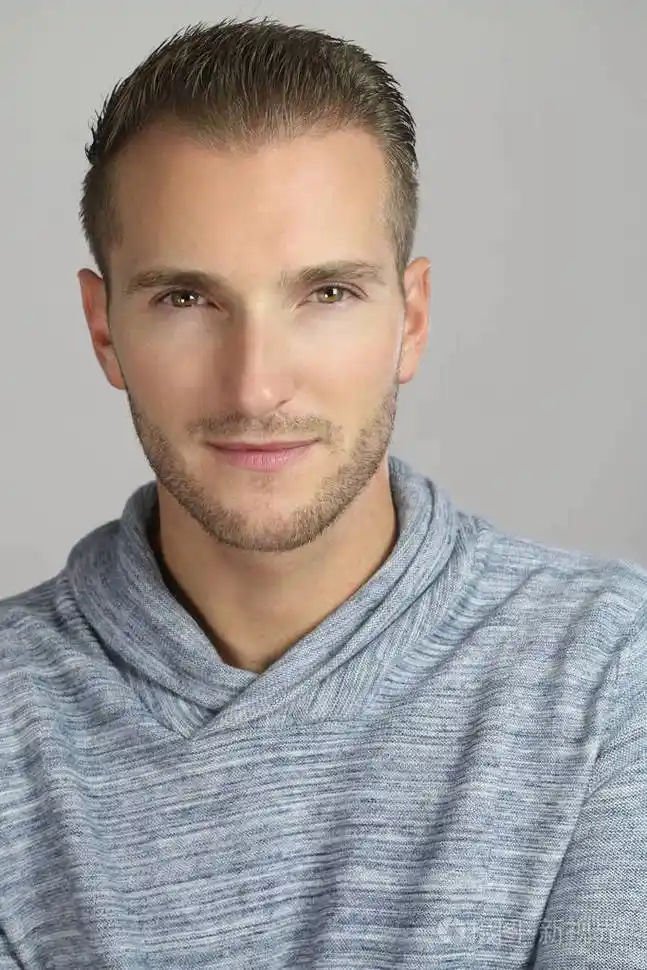 一个年轻的欧洲人的肖像