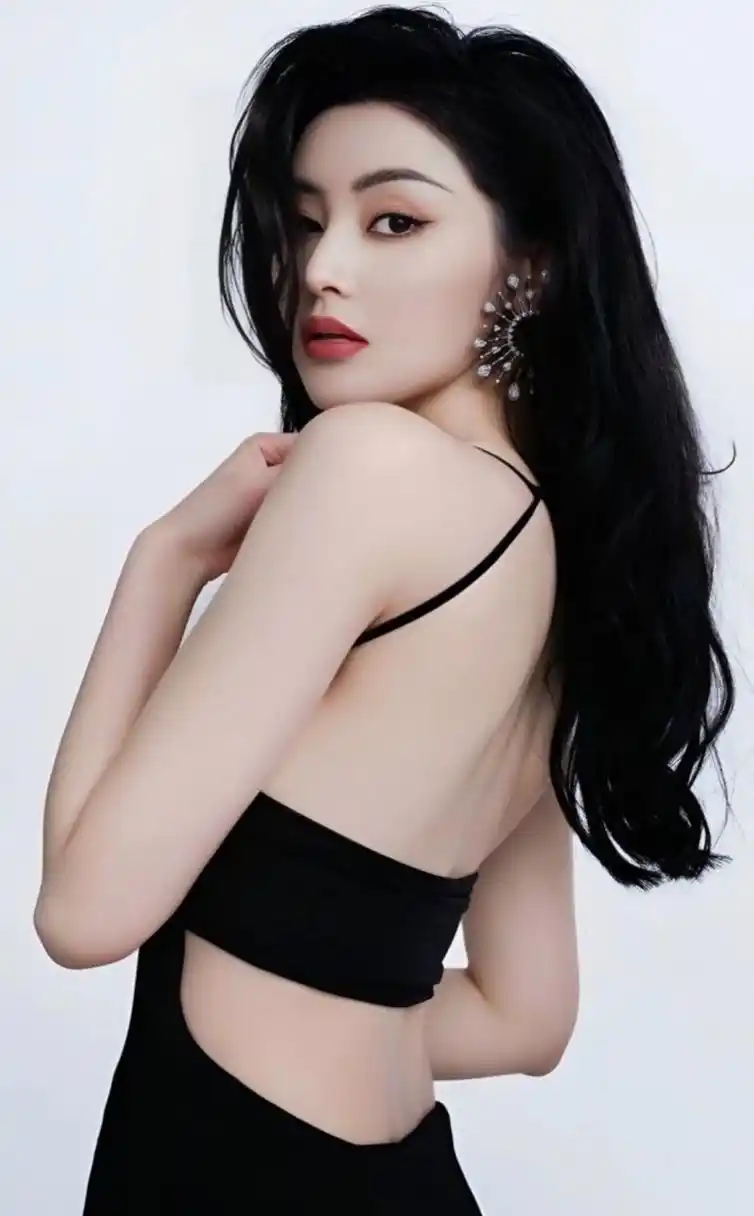 张天爱,漂亮身材好演技好的实力派演员,有着非常完美的身材曲线.