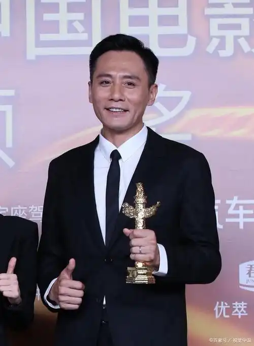 刘烨是一位中国内地男演员,出生于吉林长春,毕业于中央戏剧学院.