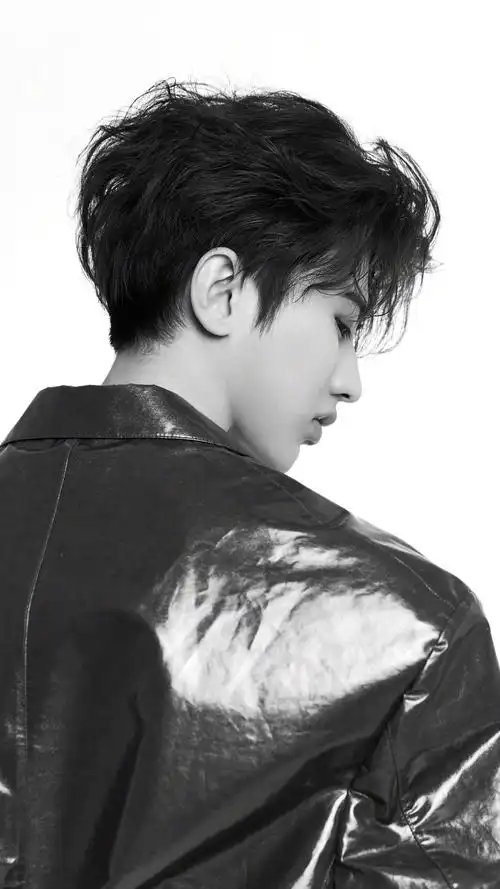 蔡徐坤帅气手机壁纸图片