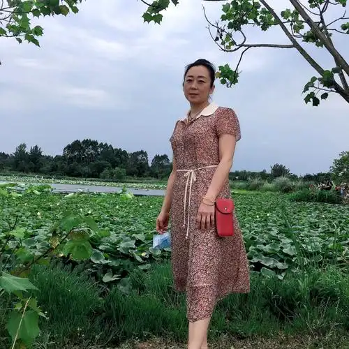 48岁离异女征婚照片(id:3557618)_四川成都征婚交友_我主良缘网