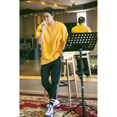 李易峰明星同款黄色t恤2020夏季新款男女情侣圆领短袖cec超火半袖