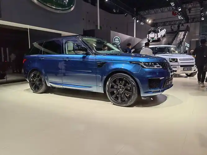 2021成都车展:售105.80万元 揽胜运动版墨蓝鎏光版正式上市