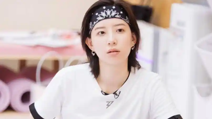 昔日"快女冠军"现状曝光,30多岁的她怎么落魄成这样了?