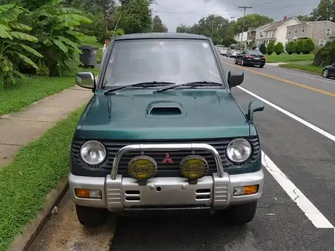 比吉姆尼还小的越野车迷你帕杰罗