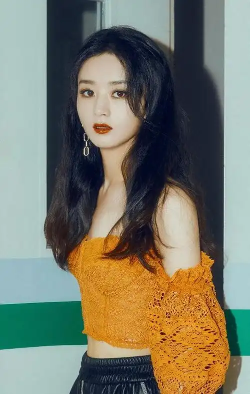 《中餐厅》首播:赵丽颖4毛钱也要砍价,居家生活的样子过于真实