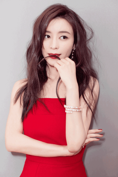 【一点资讯】40岁女神张静初的豪宅曝光!