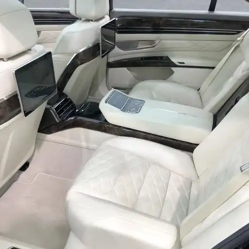 全新大众辉腾d2实拍,气场强大,内饰很豪华