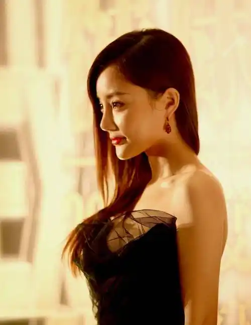 女明星"性丑闻":大尺度不雅照片满天飞,却不要钱,只求刺激_婚姻_行为