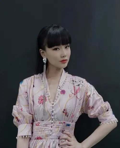 2022黄龄成都演唱会演出时间订票网址