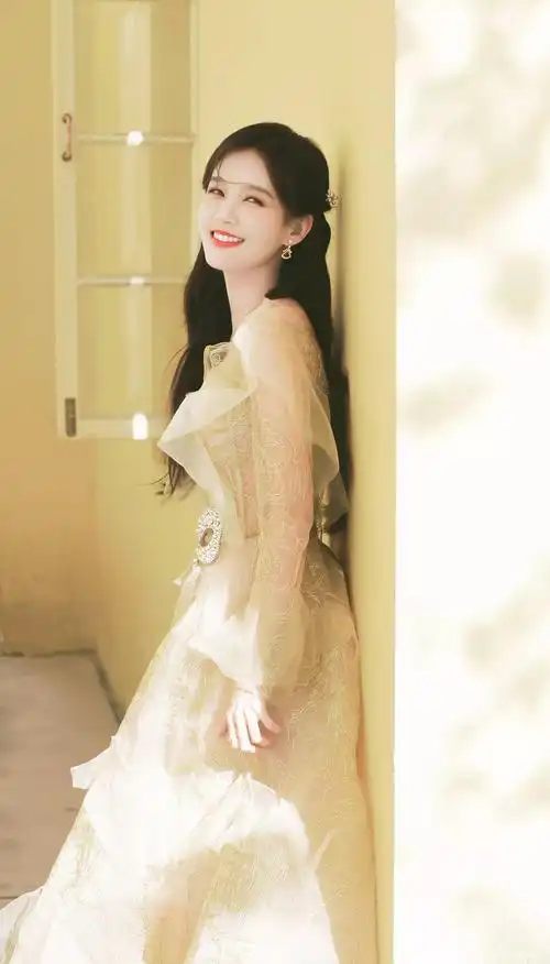 美女壁纸~第32期~李一桐|壁纸|李一桐|美女_手机网易网