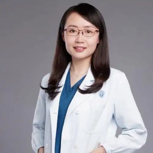 皮肤科医生孟圆