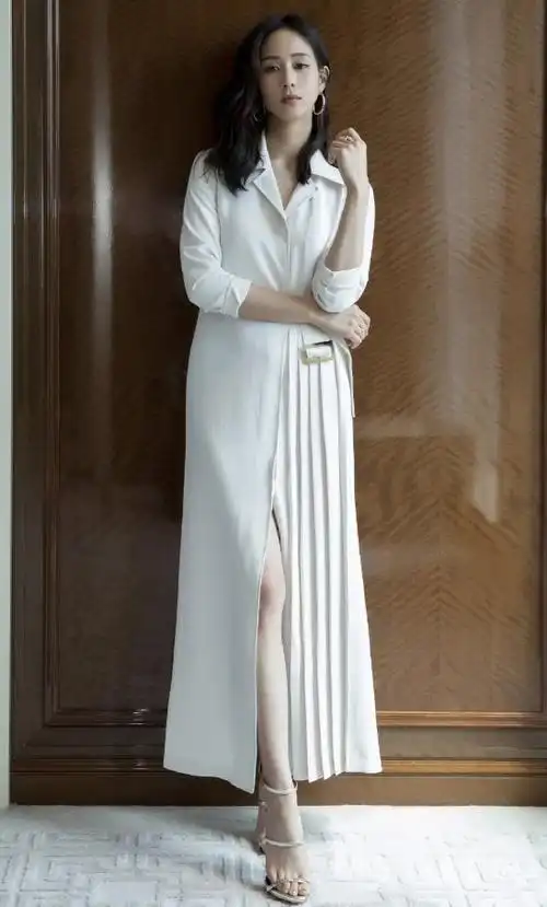 张钧甯胆子真大,这样穿,简直看呆了!