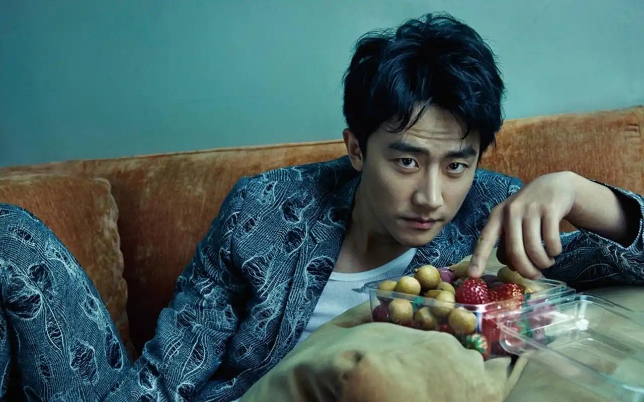 黄轩居家帅气时尚杂志写真壁纸