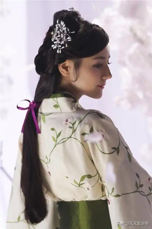 盘点女星古装唯美的侧脸镜头,你觉得谁最美!