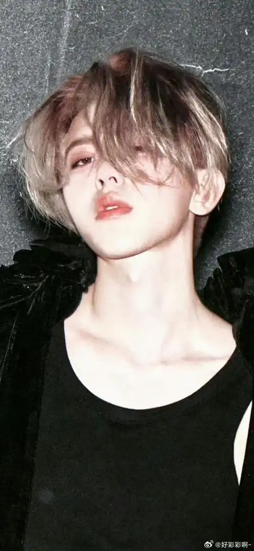 壁纸/蔡徐坤演唱会/蔡徐坤眼睛/蔡徐坤照片/蔡徐坤ins/蔡徐坤代言/蔡