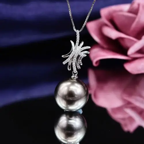 18k金镶大溪地珍珠吊坠