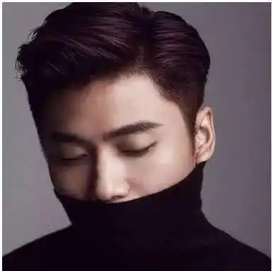 10款男生两边剃短中间偏梳发型,短发图片,发型图片
