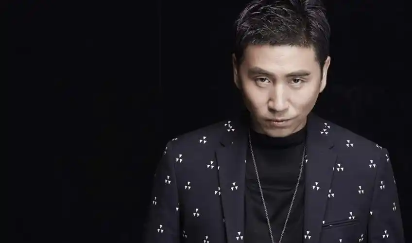 暗香不香了已婚20年后沙宝亮被拍与女星牵手同回酒店