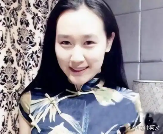 刀郎前妻嫌贫爱富扔40天女儿跑路 刀郎的前妻杨娜嫌贫爱富,离开刀郎和