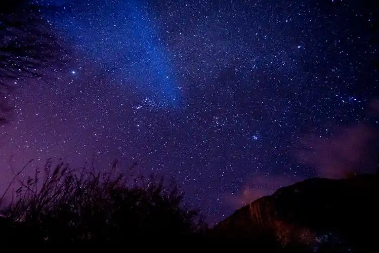 云南丽江玉湖村的星空