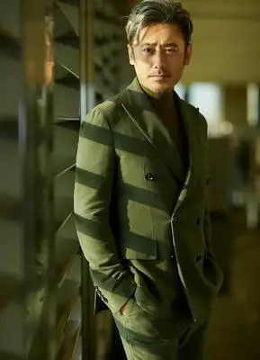 不妨来看看如何去驾驭好绿色西装,说不定从此以后,你会彻底地爱上"