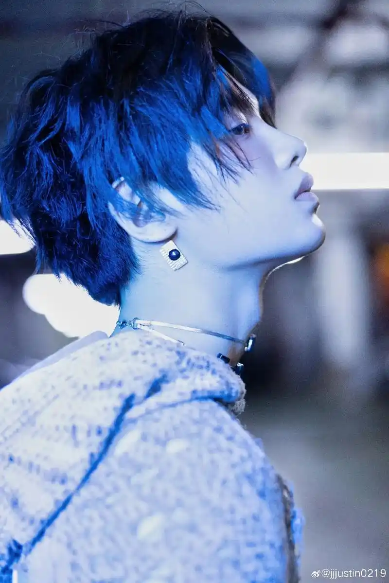 justin #黄明昊封神造型图 - 抖音