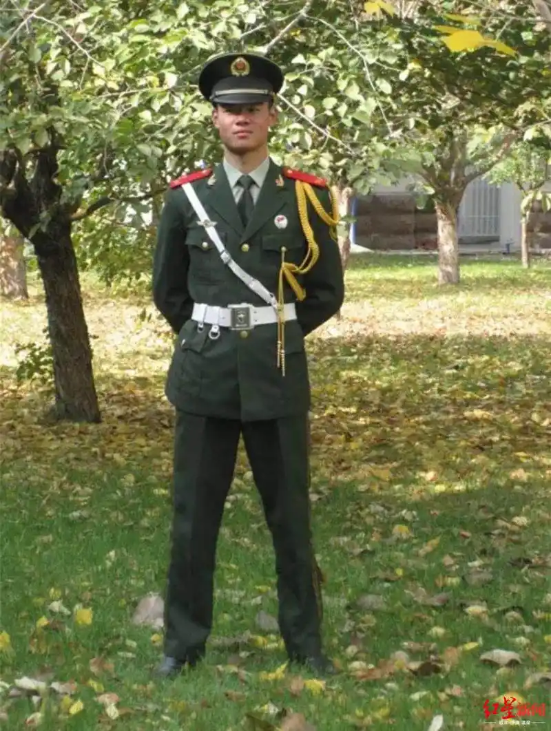 他们曾是陆军武警现在都是高速防疫守门人