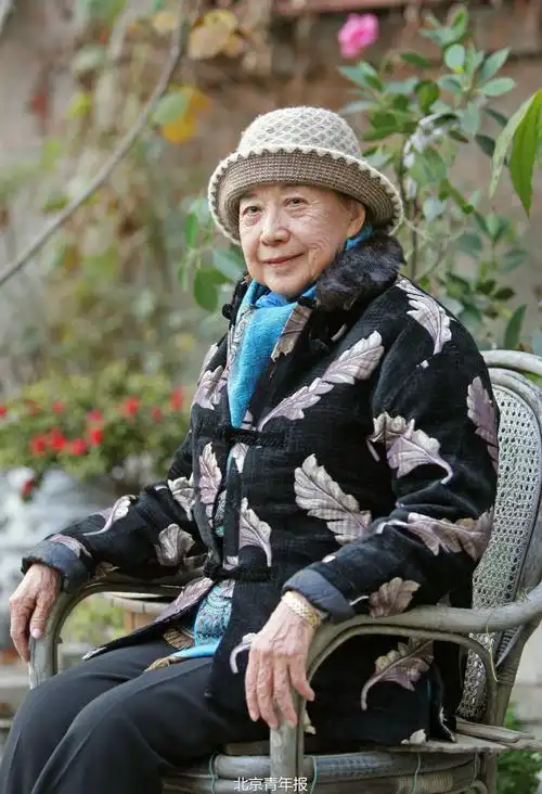 金雅琴睡梦中离世,80岁时称艺术生命才刚刚开始