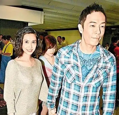 关于朱茵复出黄贯中怒喊够了关周星驰什么事