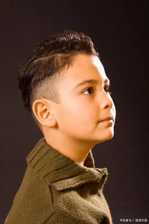 适合5岁男宝宝的发型推荐