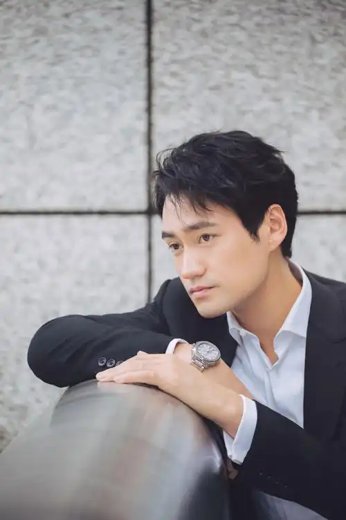 袁弘帅气迷人活动写真图片66