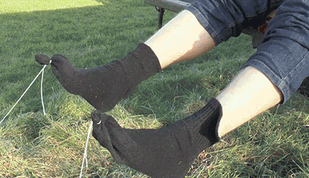 男人gif脱袜子gif创意gif搞笑gif