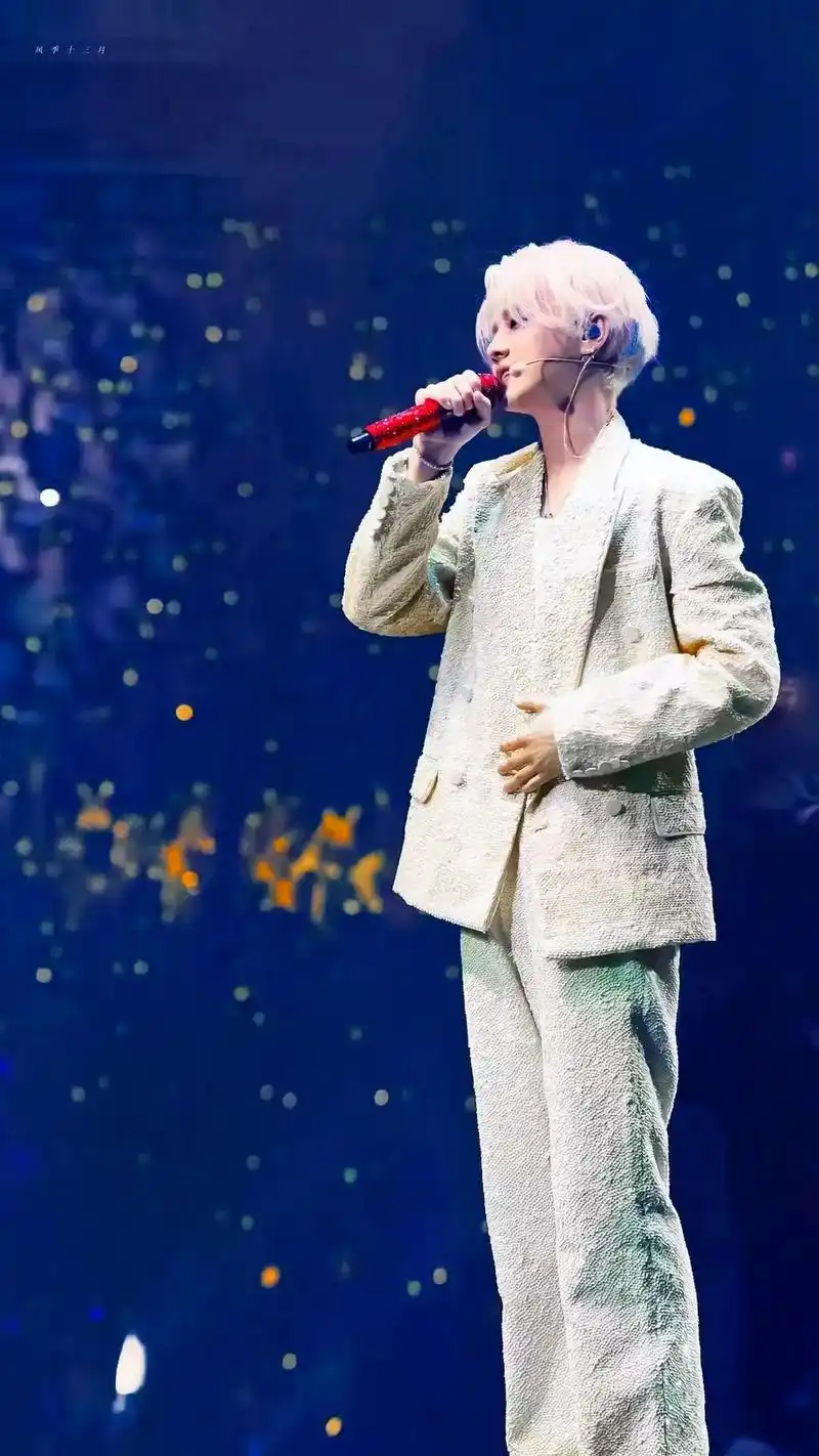 鹿晗高清壁纸来啦.#鹿晗 - 抖音