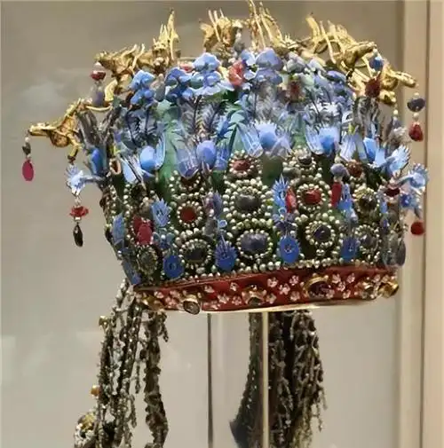 韩国"偷"不走!中国仅存的4顶皇后凤冠,严禁出国展览