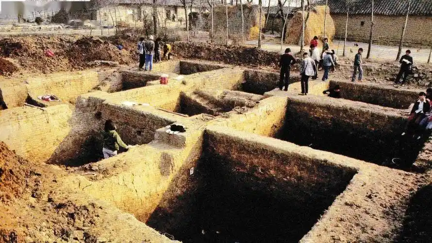 天门石家河遗址中华文明之光……数以万件的出土文物六十余年的持续