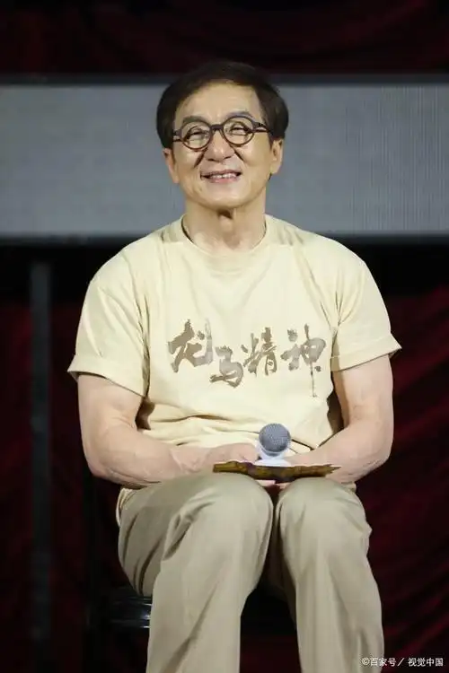 成龙新片票房惨淡,私生女事件败口碑!两日仅收3000万