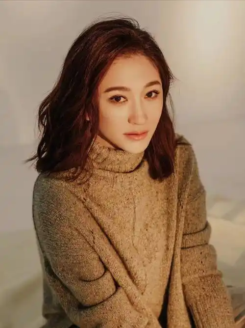 李小冉娱乐圈的大号水蜜桃岁月静好的独立女神