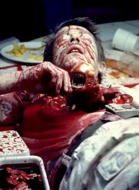 血腥图片预警!另一种是恶心的怪物.