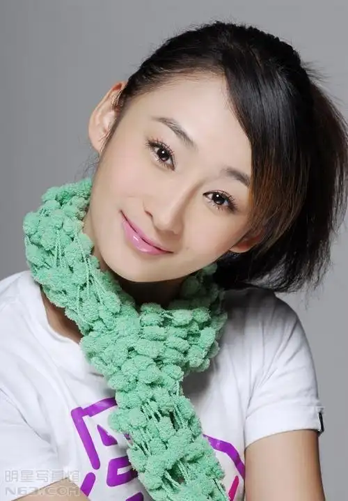 张倩写真图片-自制960x854壁纸.大图-明星写真馆n63.com