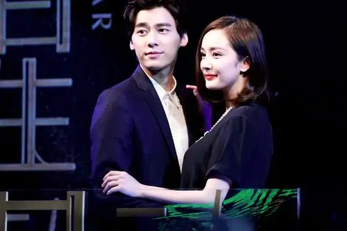 《怦然星动》剧照壁纸_李易峰与杨幂的爱情