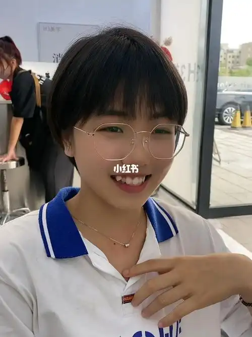 老师检查合格发型中学生发型