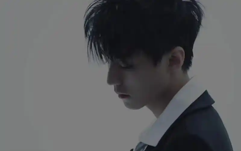 【王俊凯】希望小凯2021年一切顺利!身体健康!