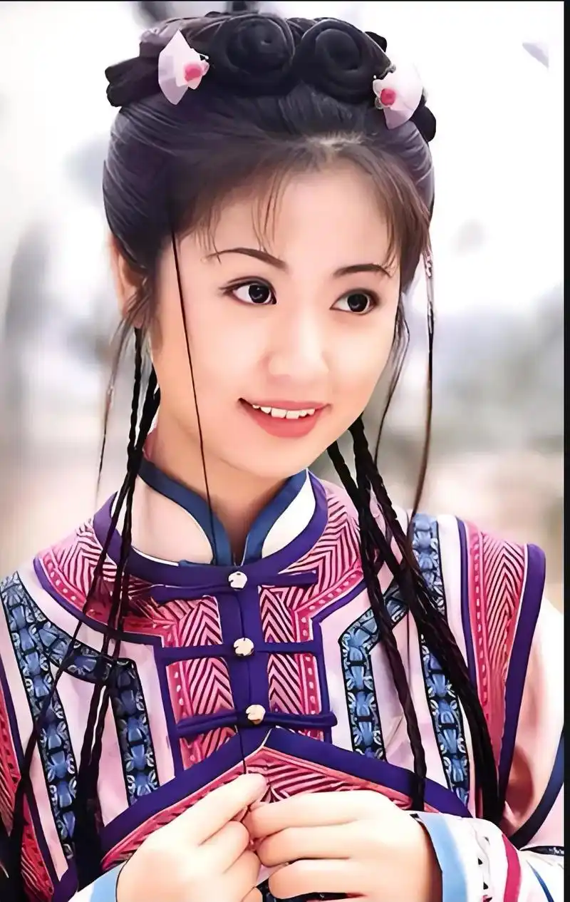 林心如  1976年出生于台湾台北市,毕业于世新大学,台湾女 - 抖音