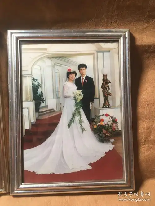 80年代结婚照婚纱照老物件vintage复古老照片收藏场景摄影道具